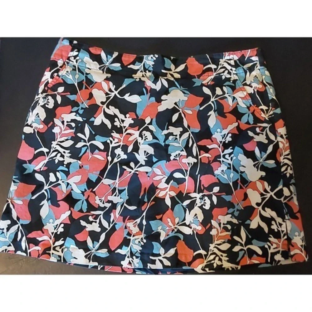 Women's Lady Hagen Skort Skirt, Size 8, Blues, Coral & White‎